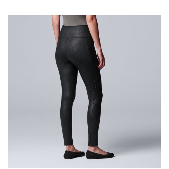 Simply Vera Vera Wang High Rise Faux Leather Moto LeggingsBlack Size: XL (EUC) - Picture 2 of 8